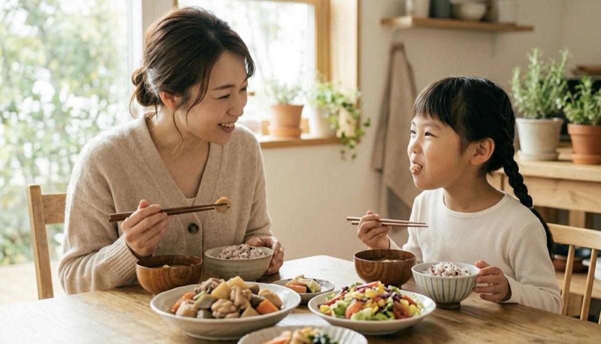 家庭の食卓で野菜中心のお食事をしている様子